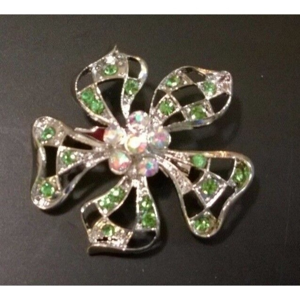 Green Crystal Rhinestone Silver Tone‎ Flower 5 Petals Brooch Pin Wedding Patrick